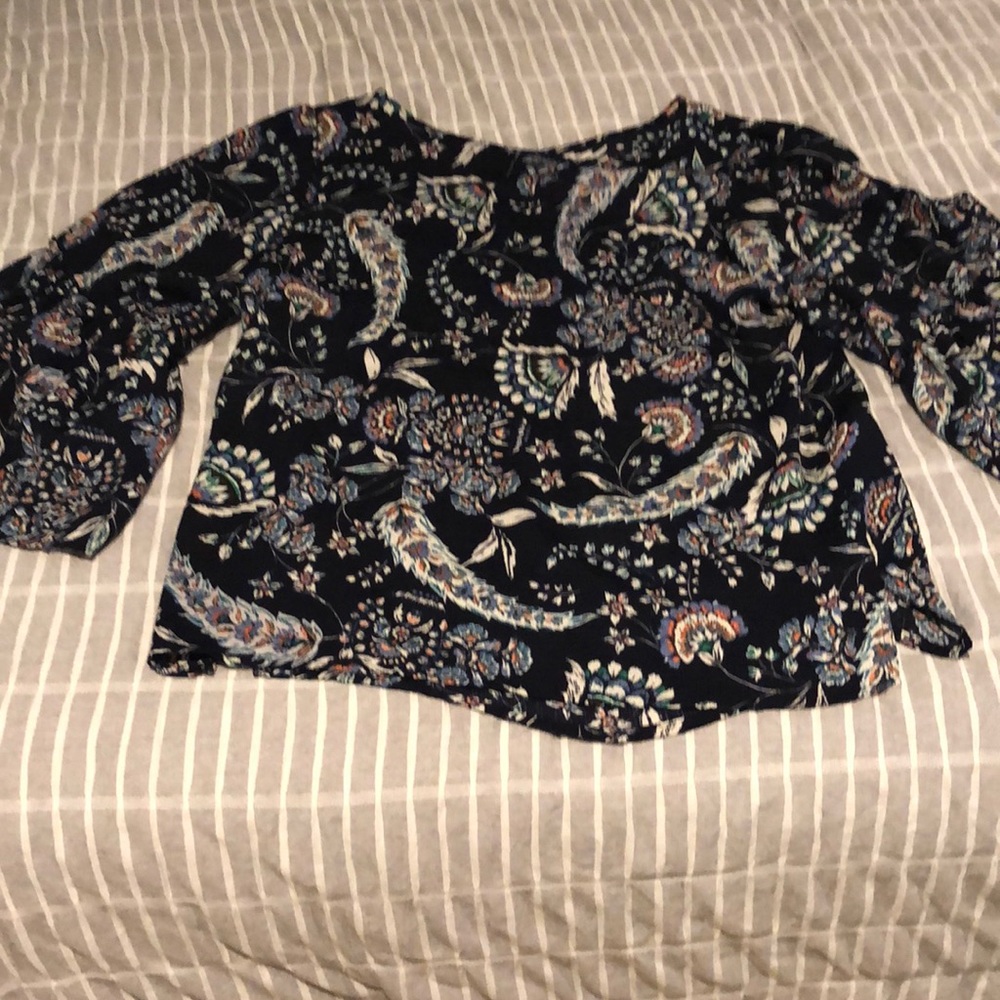 Evereve bell sleeve blouse